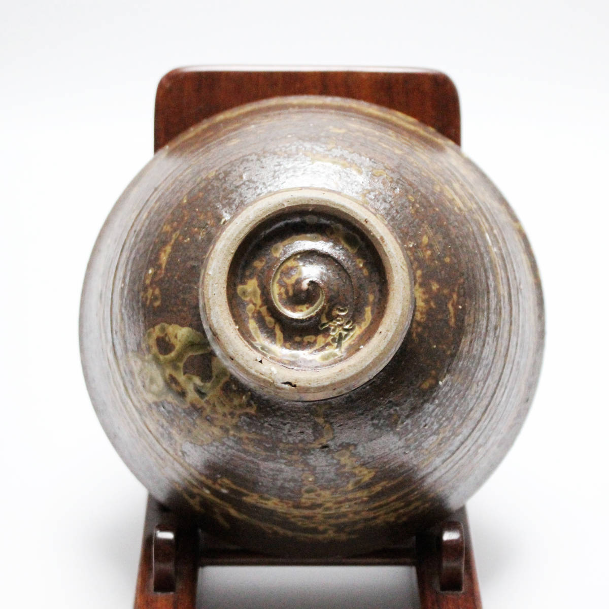 □ 伊羅保 茶碗（展覧会出品作 李殷九（韓国人間国宝） 韓国人間国宝