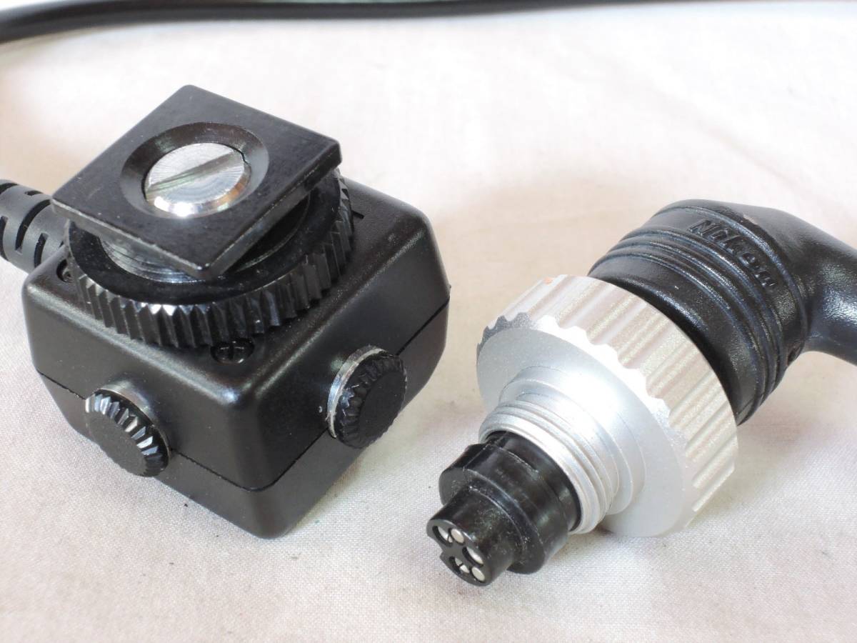 Nikon ニコン ニコノス シンクロケーブル ニコン ニコノス用シンクロコード 2種類(陸上用/水中用)／2 SYNC CORDS