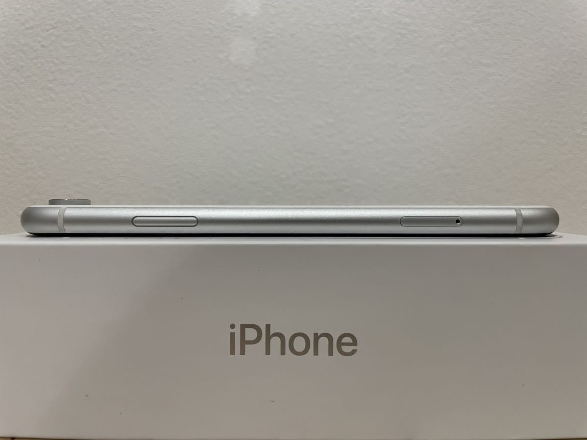 iPhone XR 64GB ホワイト iPhone XR 64GB Electronics