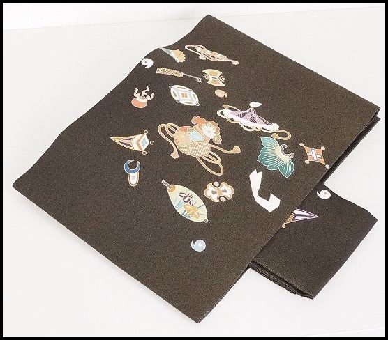 新作登場，人気セール 黒地に金通し 手描き宝尽くし紋 名古屋帯 着物 和装 1296(仕立て上がり)｜売買されたオークション情報、yahooの商品情報をアーカイブ公開 - オークファン 仕立て上がり
