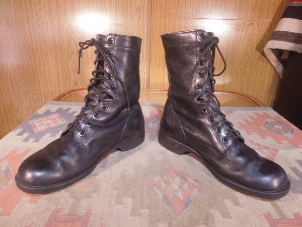 赤字超特価，人気 80年製ビンテージ 米軍実物 ミリタリーブーツUS8.5W 26.5cmベトナム戦争(26.5cm)｜売買されたオークション情報、yahooの商品情報をアーカイブ公開 - オークファン 26.5cm