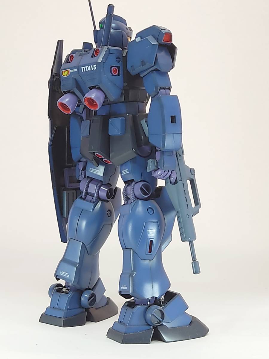 RGM-79Q MG 1⁄100 ジム・クゥエル ガンプラ 塗装済完成品 ジムクゥエル