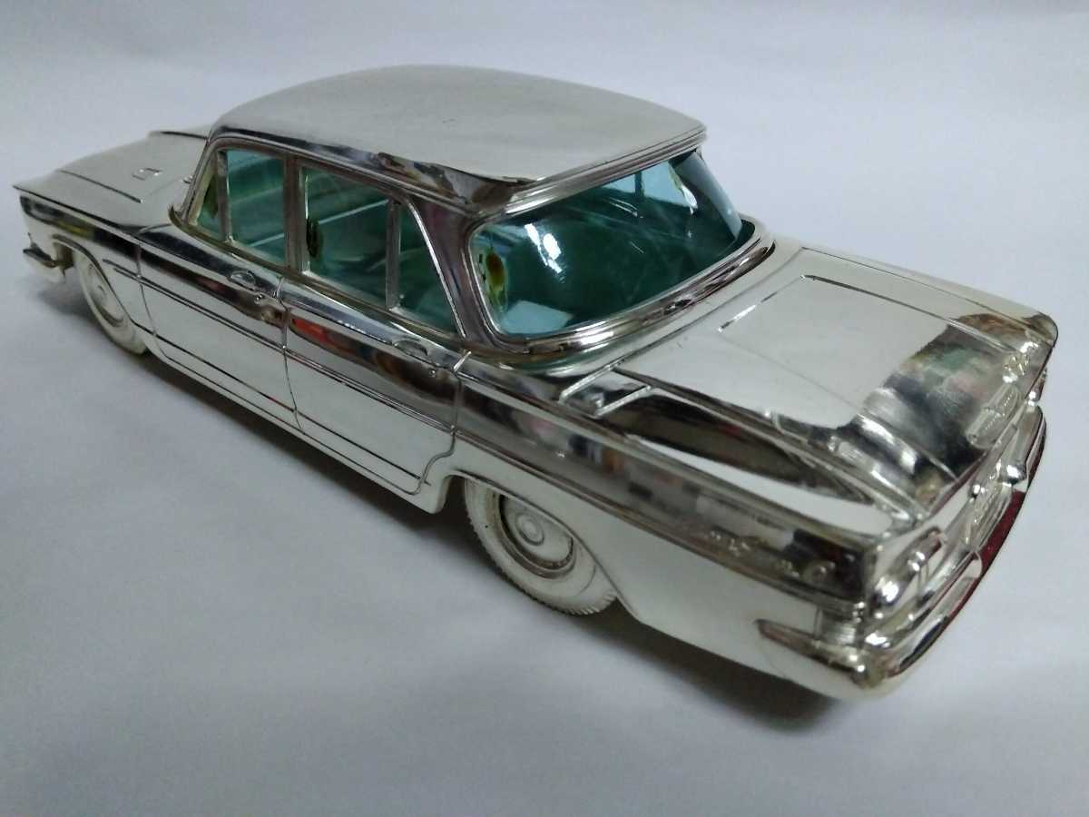 プリンス自動車 GLORIA SUPER6 金属製 灰皿 シガレットケース 日産