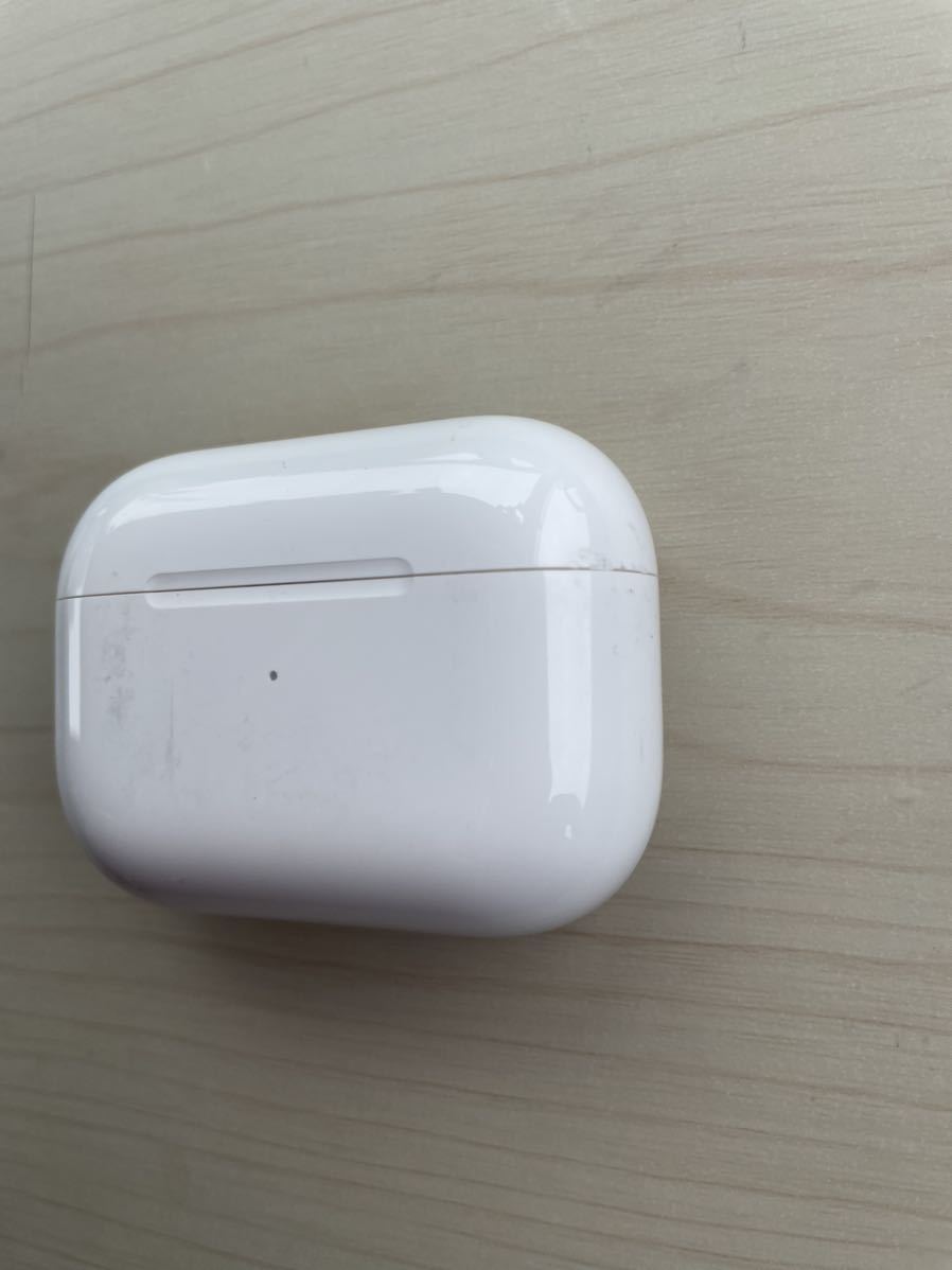 アップル Apple AirPods Pro エアポッズプロ　充電ケースのみ AirPods Pro Apple Introduces A2968 エアポッズプロ発送24時間以内