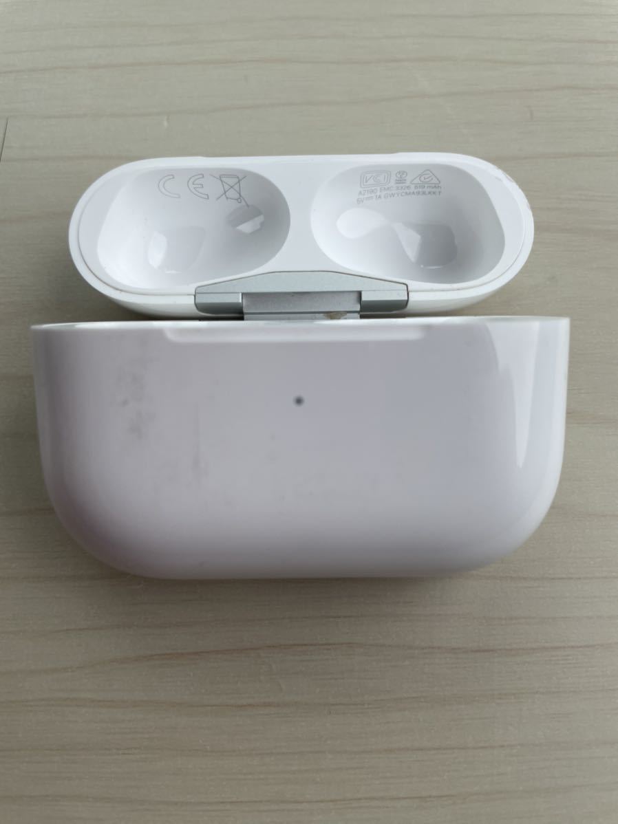 アップル Apple AirPods Pro エアポッズプロ　充電ケースのみ AirPods Pro Apple Introduces A2968 エアポッズプロ発送24時間以内