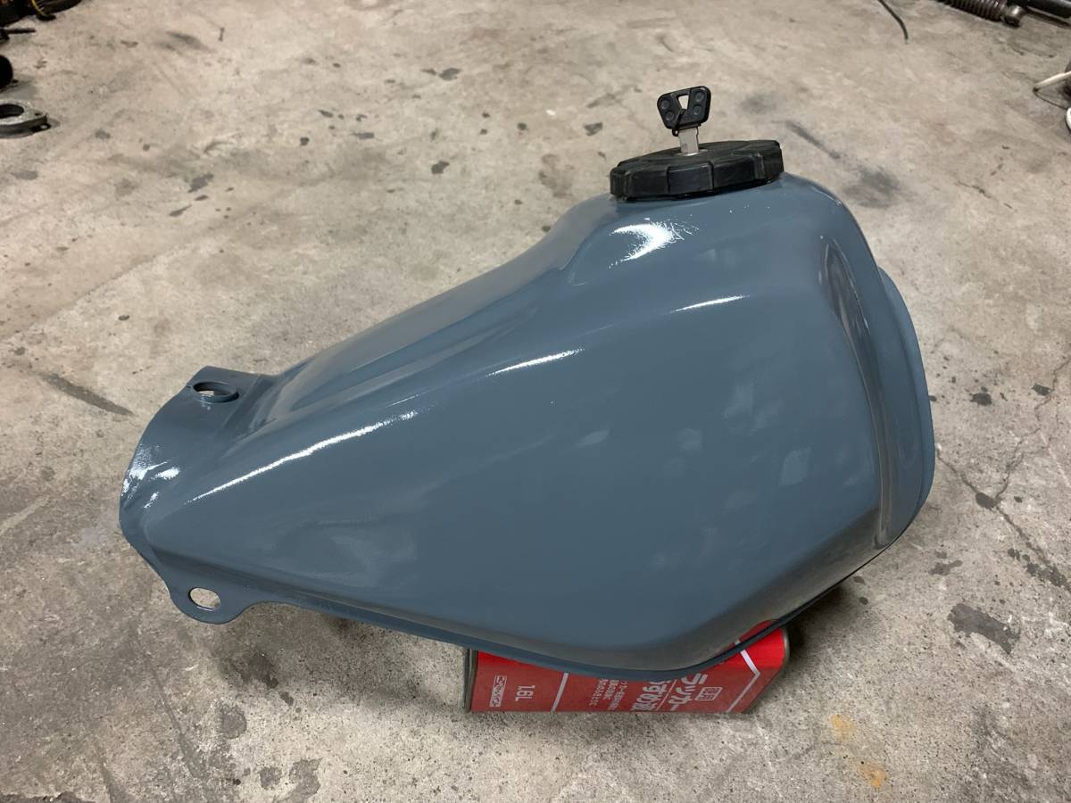 TW200 純正タンク に興味をもっていただき 【公式通販】
