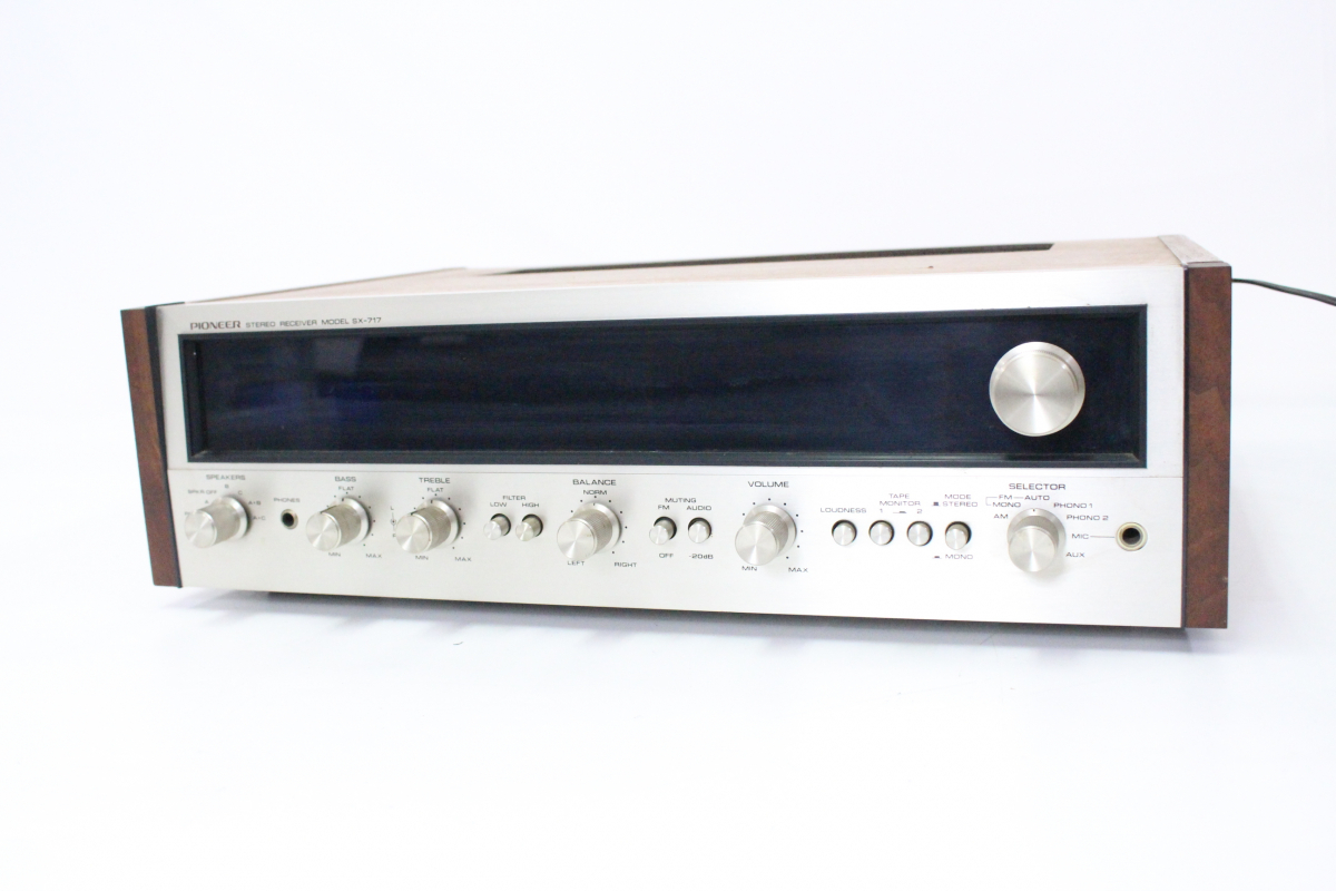 ト石PIONEER&frasl;パイオニア FM&frasl;AMステレオレシーバー SX-717 1973年製