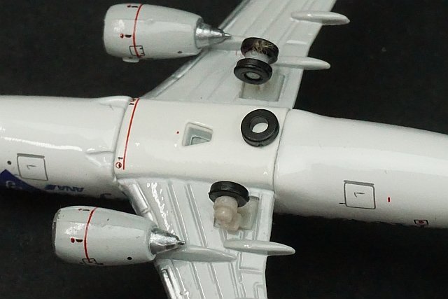 ☆ 全日空商事 1/500 B737-700ER ANA ビジネスジェット JA10AN / DHC-8