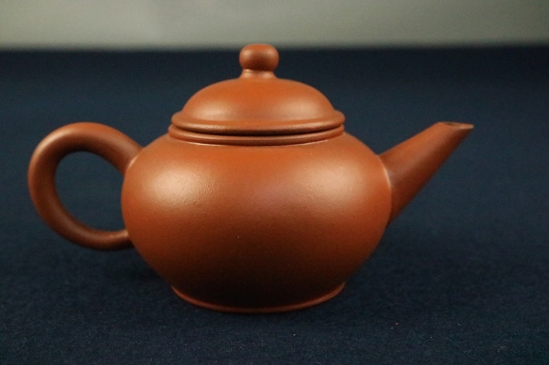 e2089 中国古陶磁 染付 煎茶碗 4客 木箱入り 寿紋 唐物 茶道具 中国宜興 煎茶道具 唐物 朱泥 急須 朱泥急須 在銘 中国美術