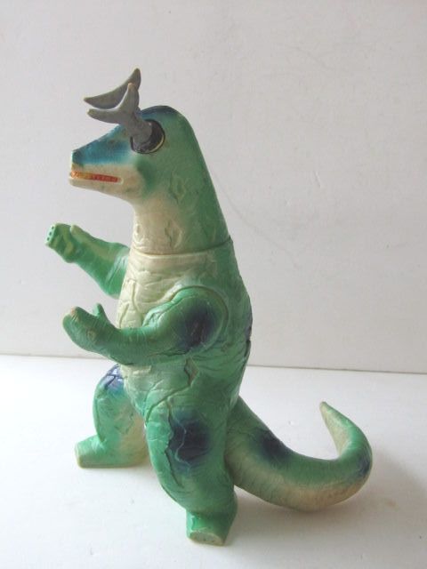 昭和レトロ当時物ウルトラマン怪獣えんぴつ エレキング ソフビマルサン