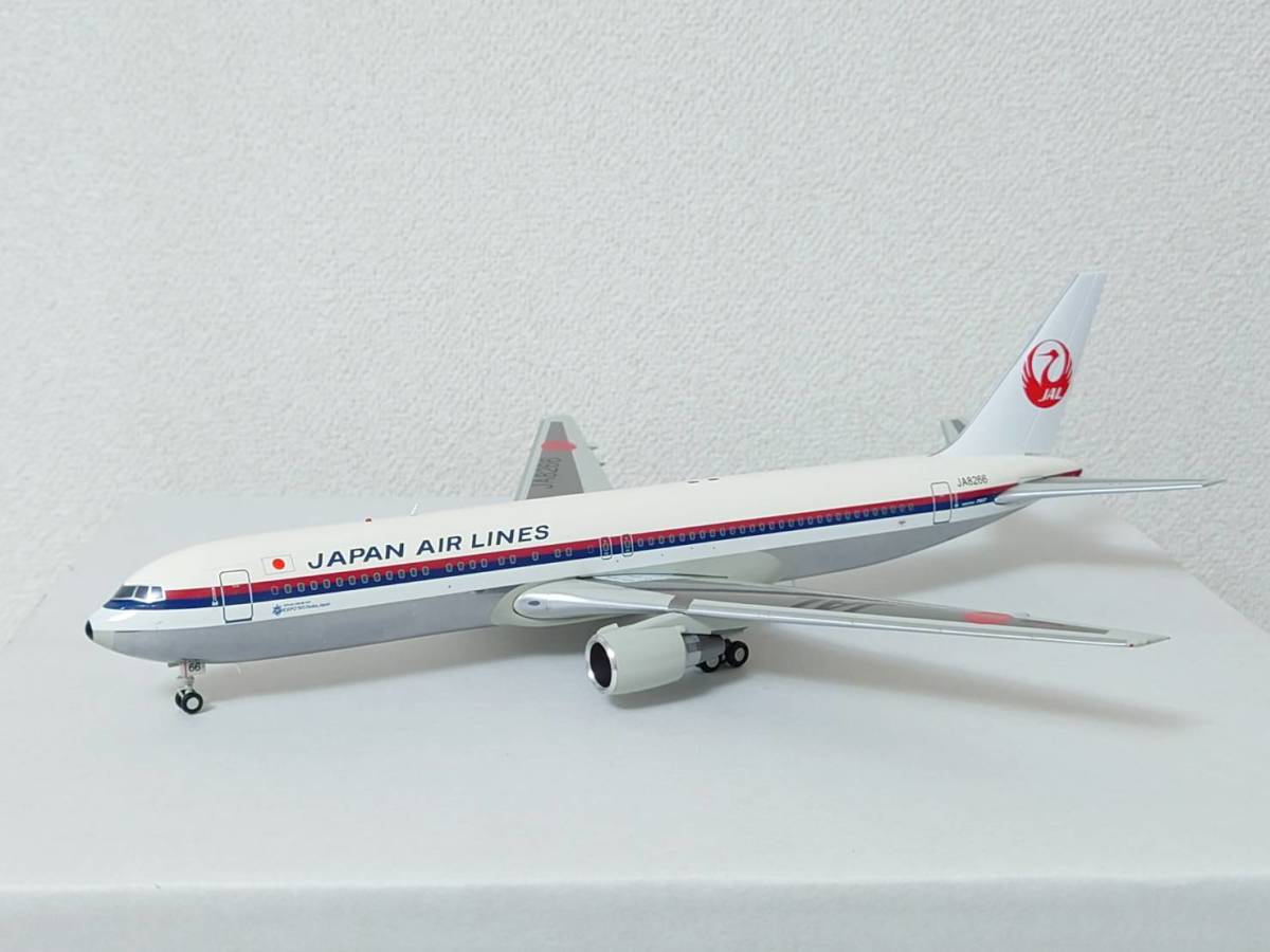 Jc wings 1/200 JAL B767-346 JA8266 赤紺塗装 ポリッシュ仕上げ