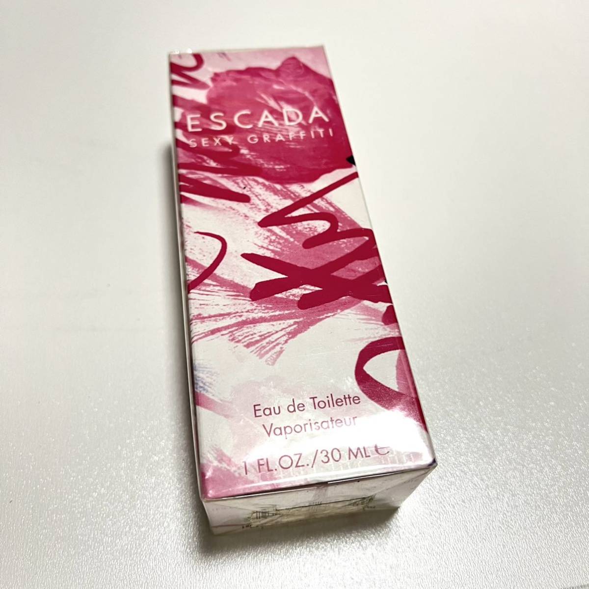 エスカーダ セクシーグラフィティ 30ml 未開封品 香水 ESCADA エスカーダ セクシーグラフィティ 30ml 未開封品 香水 ESCADA