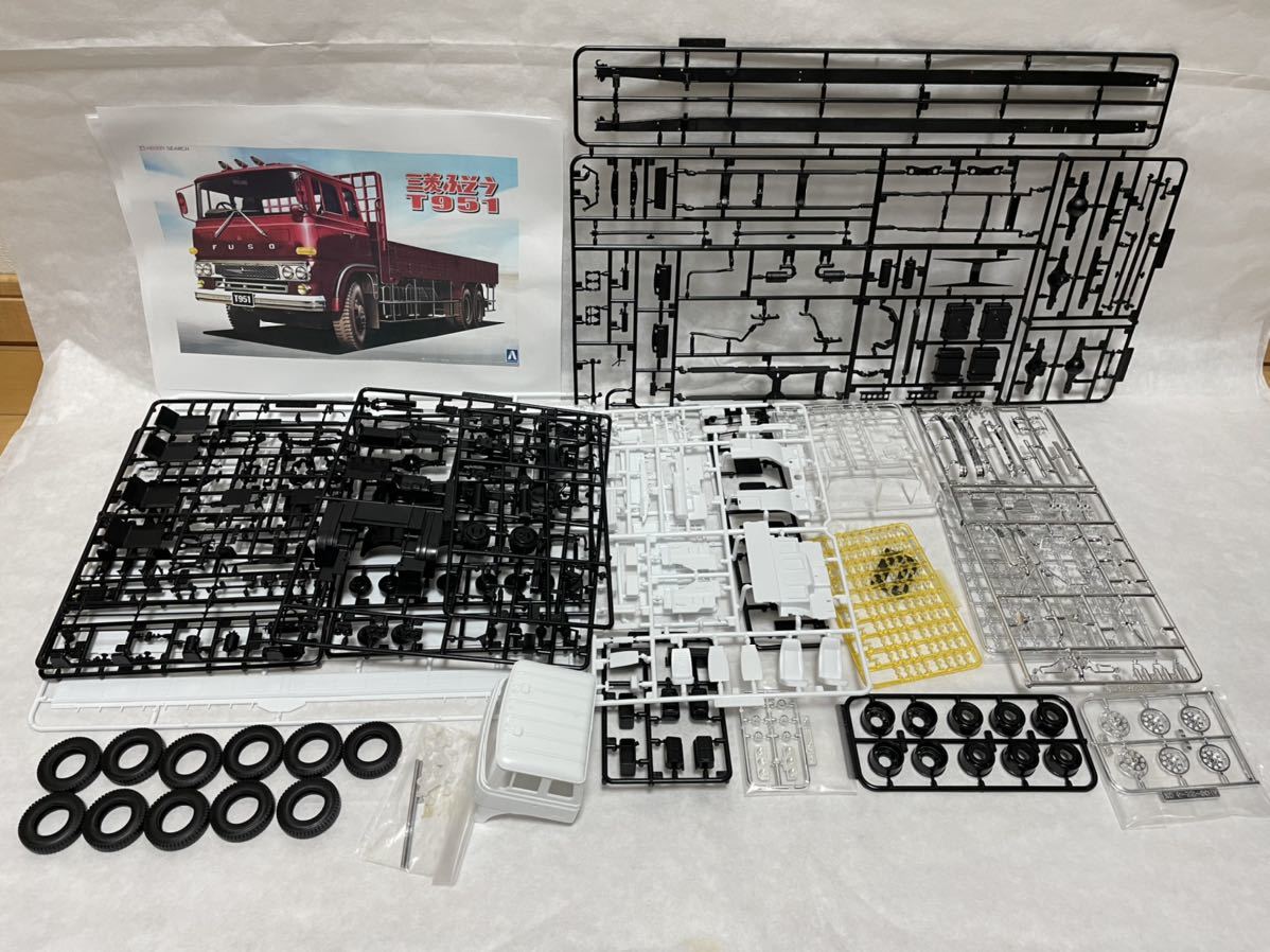 (ジャンク・元箱なし) アオシマ ふそう T951 後期型 平ボデー 1/32 ヘビーフレイト No.15 