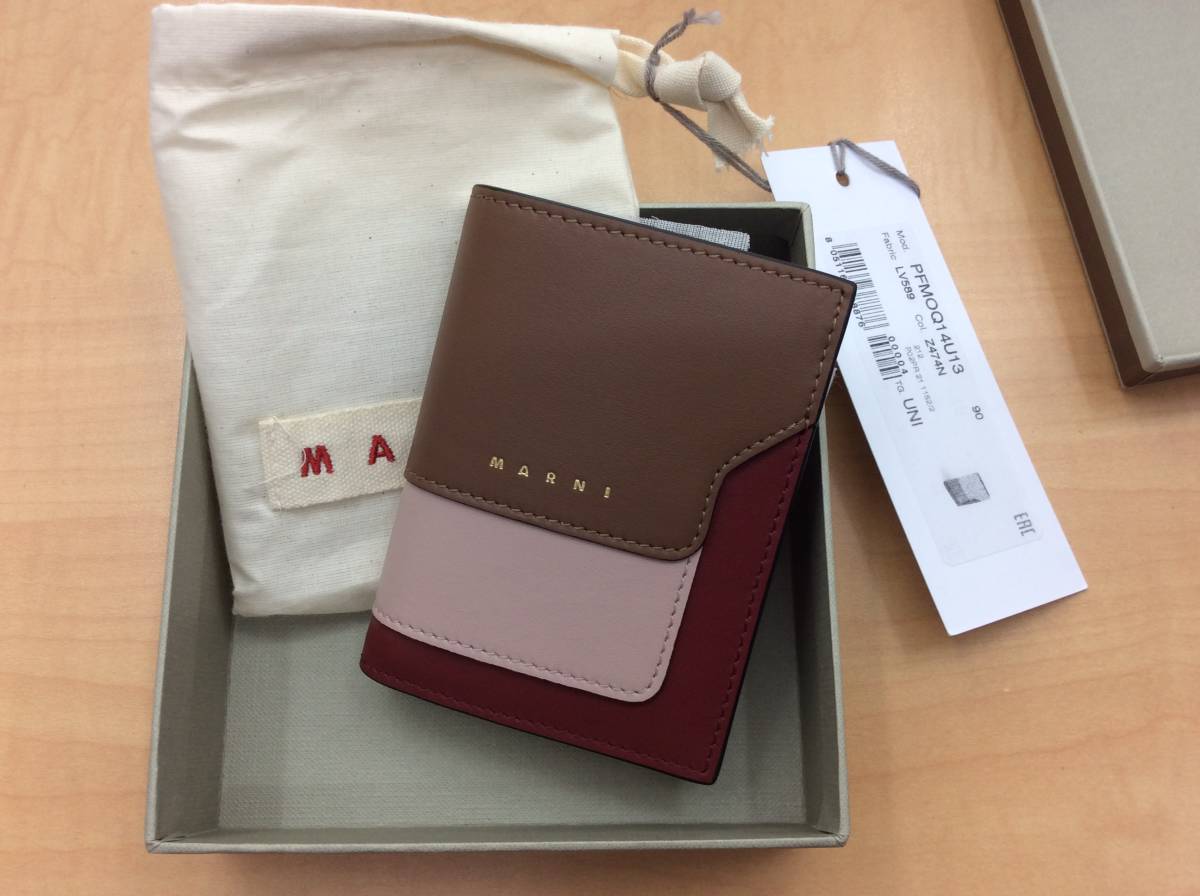 9913 未使用 マルニ MARNI 二つ折り財布 PFMOQ14U13 LV589 Z474N ミニ 