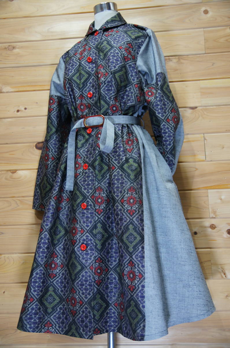 松鶴　着物 リメイク　和柄　ハンドメイド　大島紬・紬～Aライン　コートワンピース 松鶴 着物 ハンドメイド 日々の 紬～ドロップショルダーAライン 紬～前開きAライン