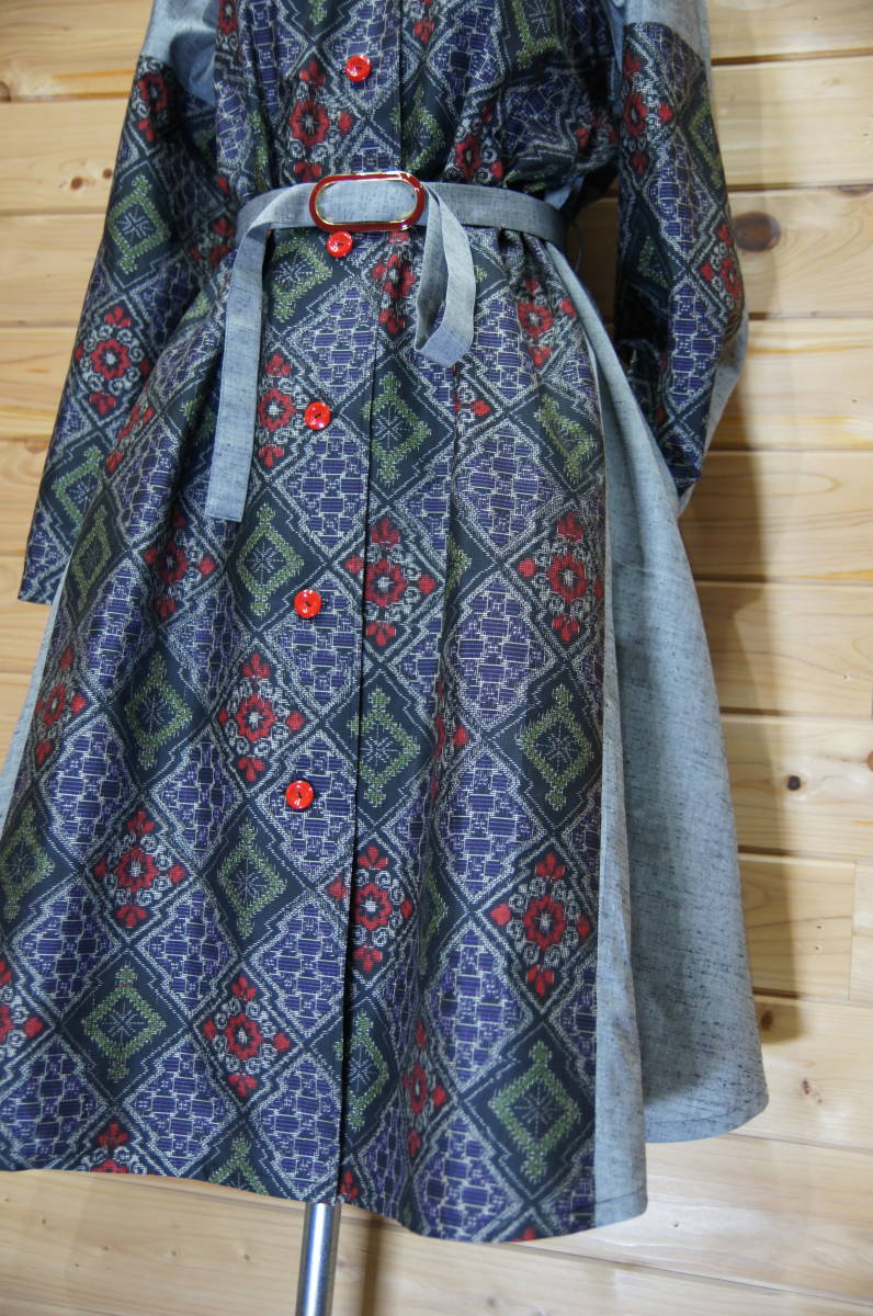 松鶴　着物 リメイク　和柄　ハンドメイド　大島紬・紬～Aライン　コートワンピース 松鶴 着物 ハンドメイド 日々の 紬～ドロップショルダーAライン 紬～前開きAライン