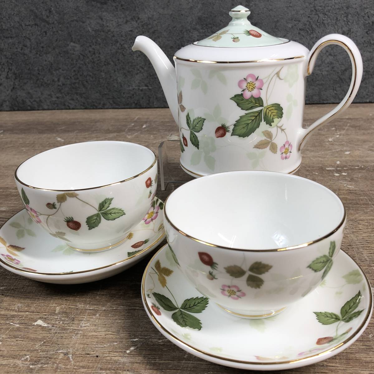 WEDGWOOD ウェッジウッド ワイルドストロベリー パステル