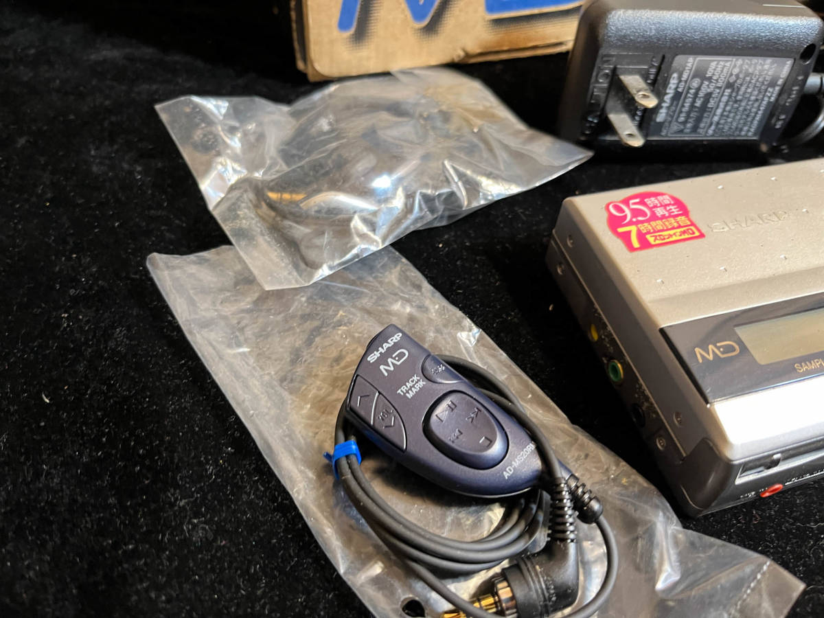 SHARP MD-MS200-S シャープ スロットインMD オーディオ機器 MD