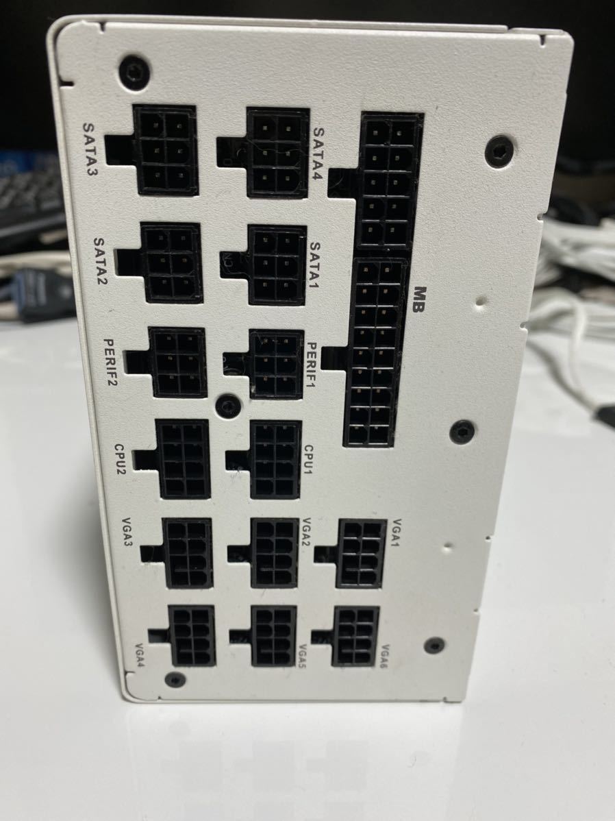 Super Platinum Flower Leadex SE 80+ 1000W White Power Supply | 0