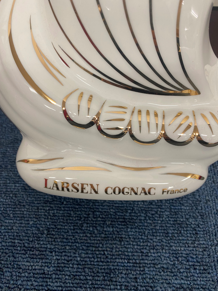 ラーセン LARSEN バイキングシップ コニャック S A 白陶器 シップ - 白