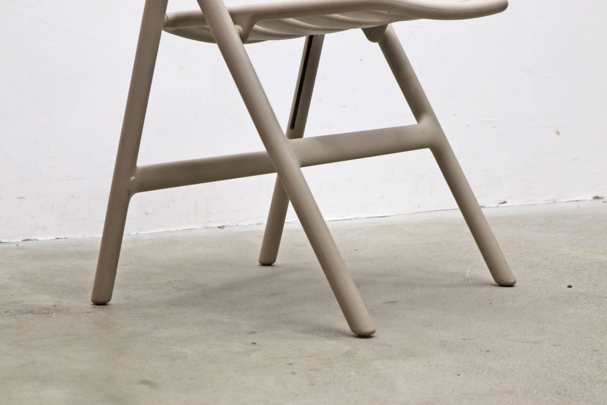 ◇在庫2脚 MAGIS マジス FOLDING AIR CHAIR エアチェア 折り畳み