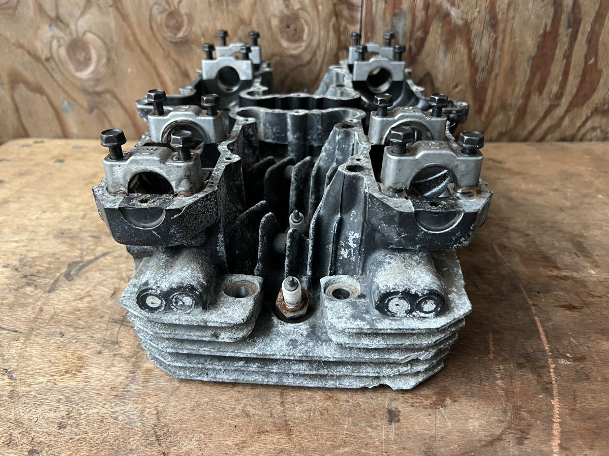 GPZ400F (ZX400AE) シリンダ－へッド 検索Z400GP Z550GP Z400FX Z400J