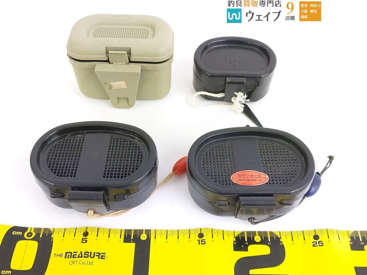 ダイワ 活かしバッカン R33CM G・黒鯛工房 エサ箱 EB-1M 他 