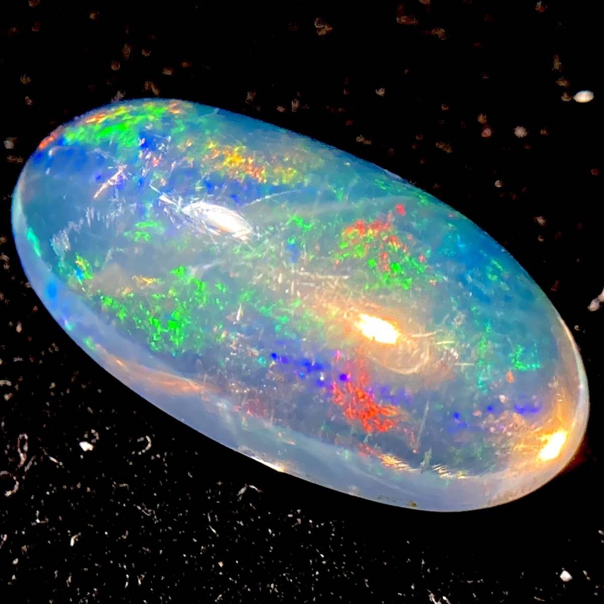 遊色効果抜群!!□天然オパール4.939ct□17.4×8.9mm ソーティング 遊色効果抜群!!□天然オパール4.939ct□17.4×8.9mm ソーティング