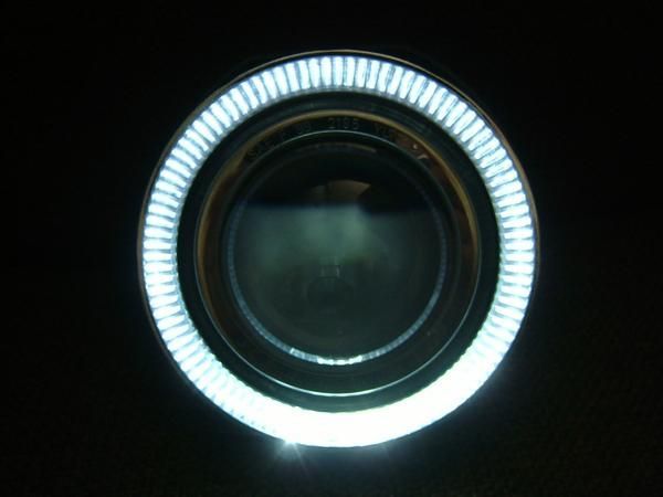 汎用 流用 LED ホワイト イカリング プロジェクター フロント フォグランプ 左右 フォグライト 80mm×108mm 白 台湾製 送料無料