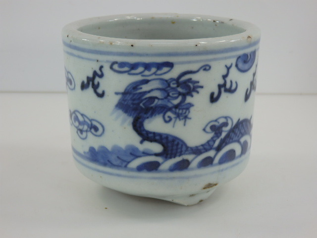 T-1650◇中国古玩 中国清朝 染付雲龍文 三足香炉 高さ約8.5㎝ 直径約