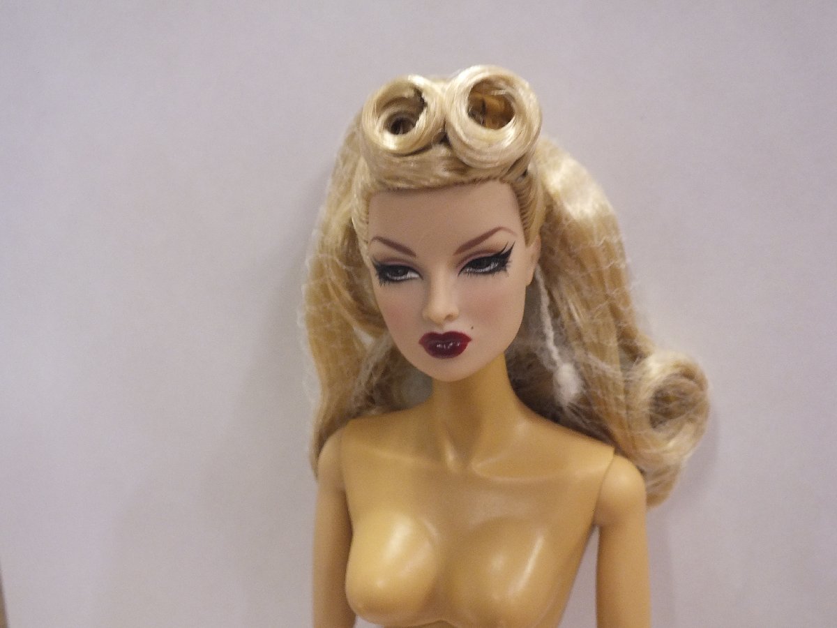 Fashion Royalty ドール本体のみ “In Full Regalia Eugenia” 2007 