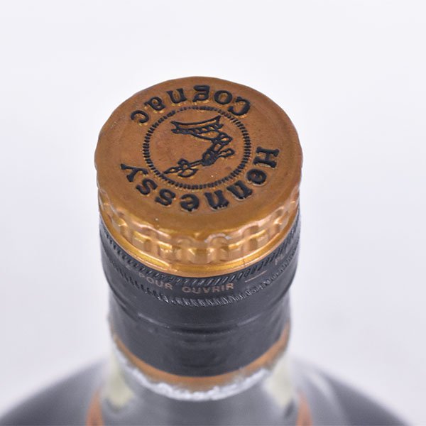 金キャップ グリーンボトル XO ヘネシー ヘネシーXO Hennessy 古酒 700ml ヘネシー［Hennessy］XO ◇Hennessy 金 40°700ml xo - ブランデー グリーンボトル」の落札相場