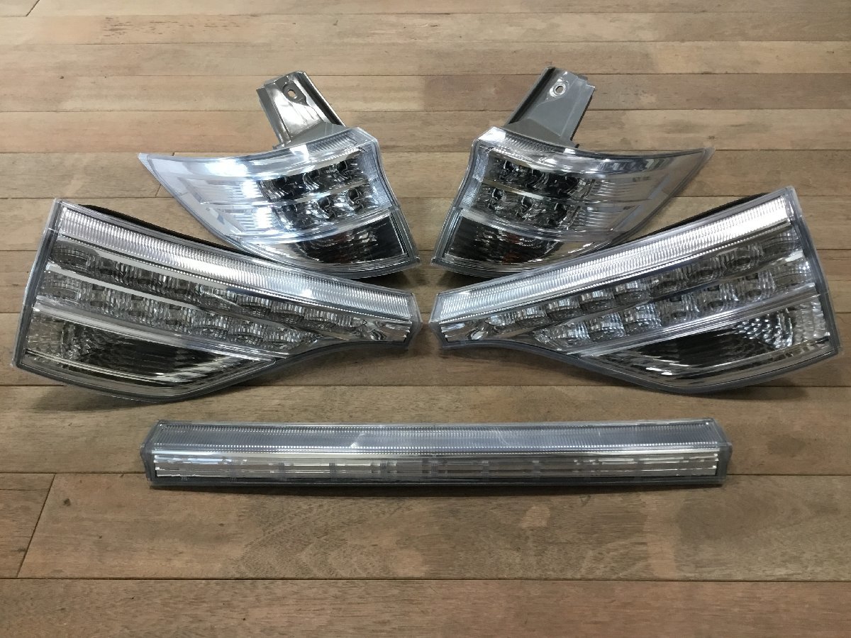 2026，安い 1円スタート AHR20 エスティマ 純正 テール フィニッシャー 1台分 ICHIKOH 28-210 28-207 2202619 2I8-2 理(テールライト)｜売買されたオークション情報、yahooの商品情報をアーカイブ公開 - オークファン トヨタ用