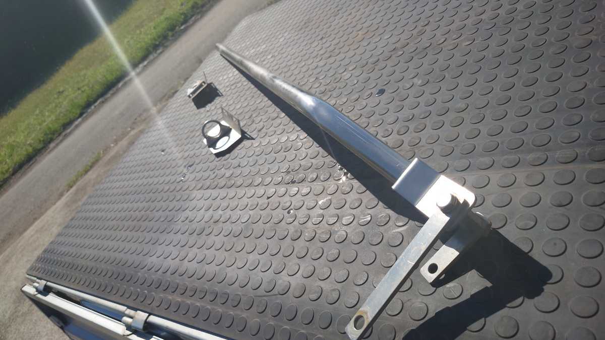 アンテナステー ステンレス 雨どい取付金具2個付き φ38絞りパイプ 