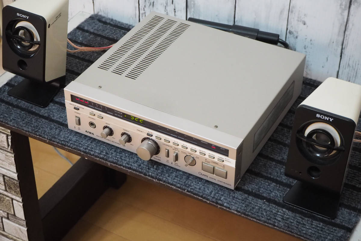 【動作品ジャンク】AIWA Q6 懐かしのミニレシーバー　アイワ（オマケ付） - Yahoo!オークション 動作品ジャンクAIWA 羽田電器産業 ステレオ事業部 aiwaより、懐かしのデザインで現代のトレンド機能を備えた