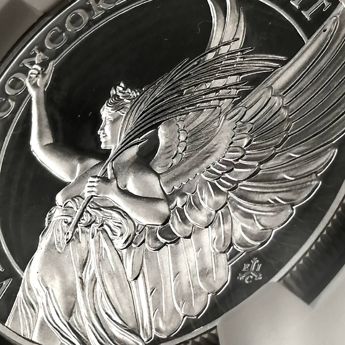 1円出品 【準最高鑑定／箱・COA付き】 2021年 イギリス領 セントヘレナ 