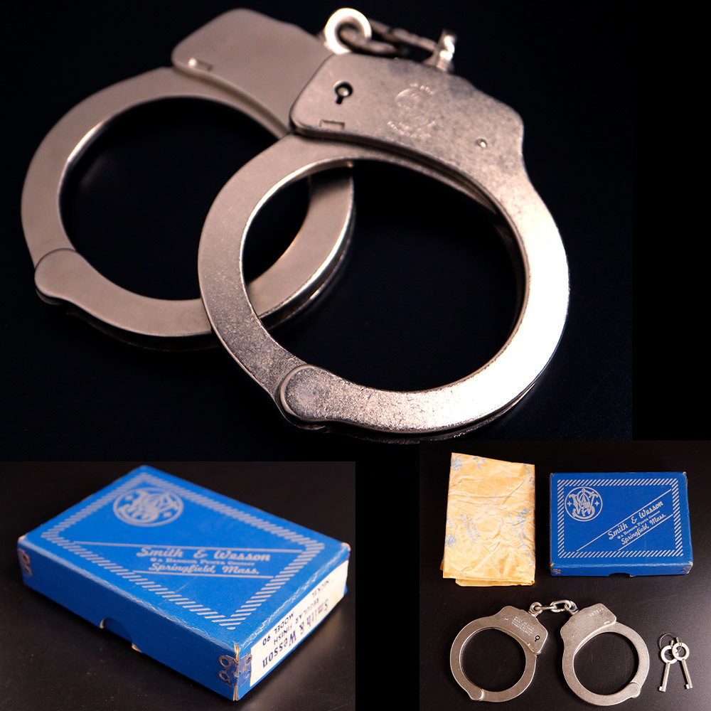 スミスアンドウェッソン　smith&wesson ハンドカフ　アメリカ製 激レア・アンティーク】Smith & Wesson ハンドカフ スミスアンド