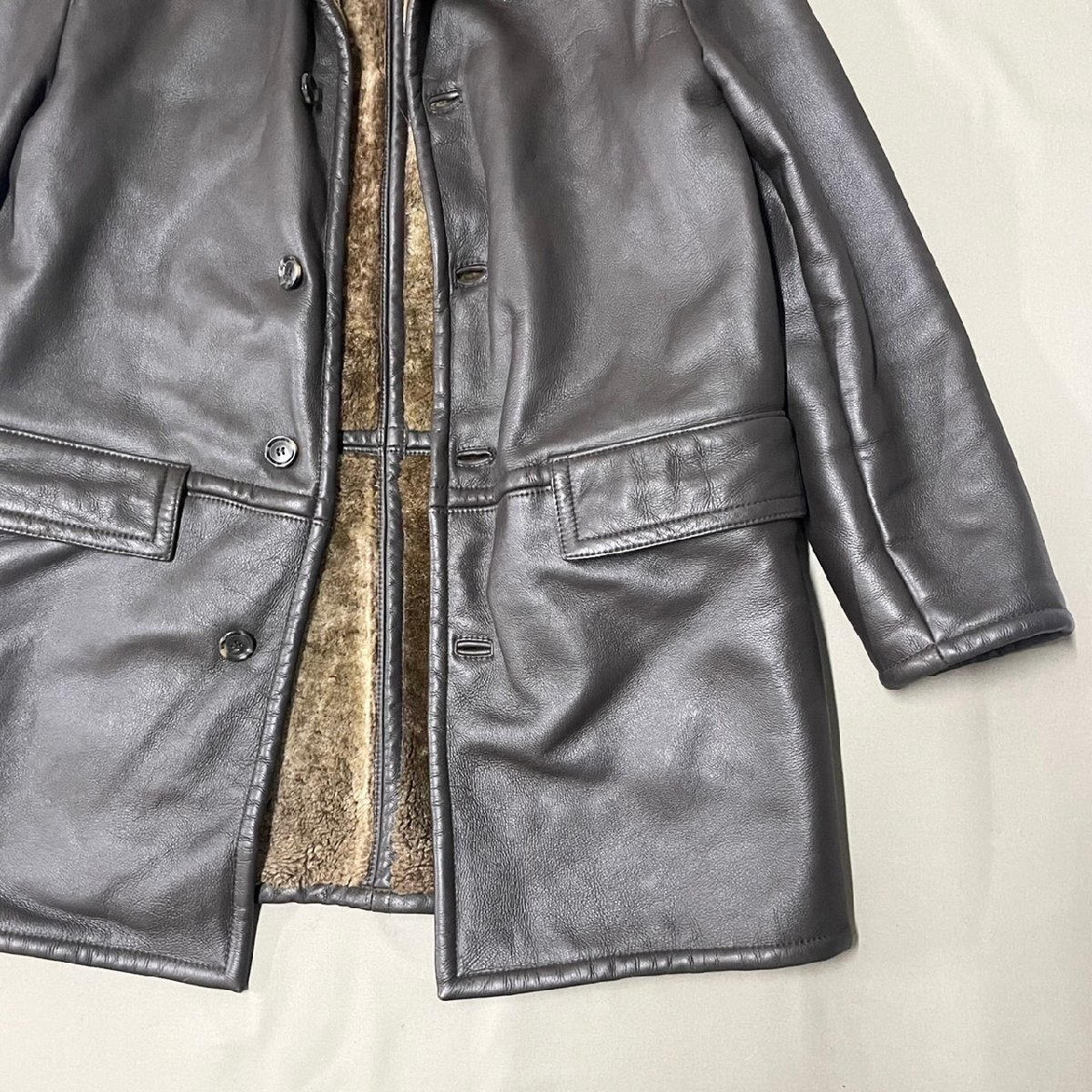 ○ 美品 HUGO BOSS ヒューゴボス ムートンジャケット コート ムートン 