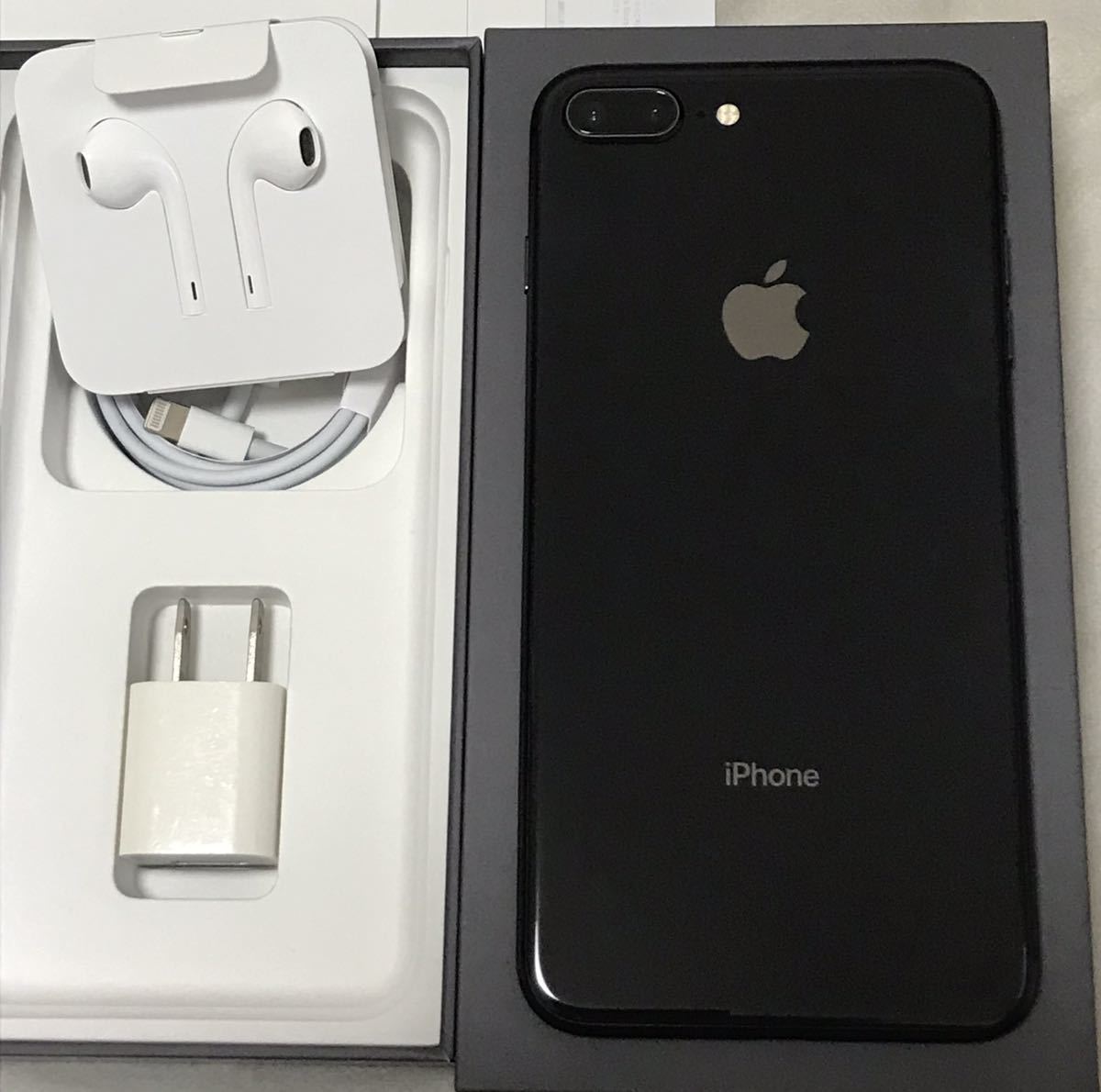 美品100%】SIMフリーiPhone8 Plus iPhone8plus 256GB GRAY アイフォン8