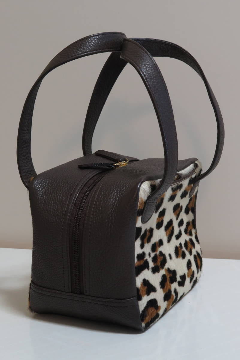 ハマノ HAMANO 濱野 Carino カリーノ キューブ型 ハンドバッグ