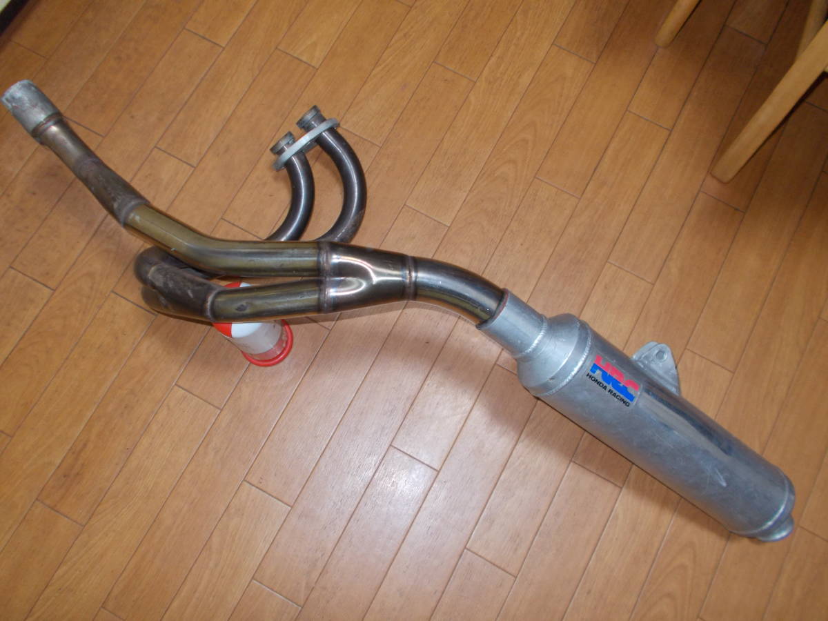 HRCサイレンサー nc30 rc30 当時物 VFR400R NC30 HRCだと思いますが NC30レース用に中古購入したマフラー