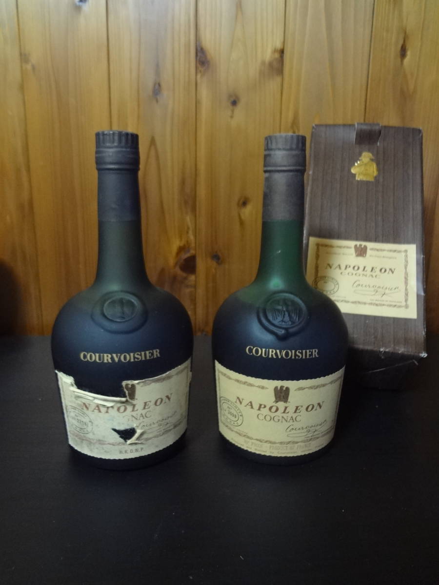 COURVOISIER NAPOLEON クルボアジェ ブランデー 2本セット 古酒 2本セット NAPOLEON ナポレオン コニャック クルボアジェ