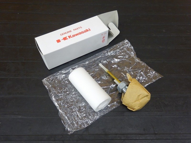 221103□ 新品 カワサキ W1 フュエルコック 左右セット 51023-045/6 