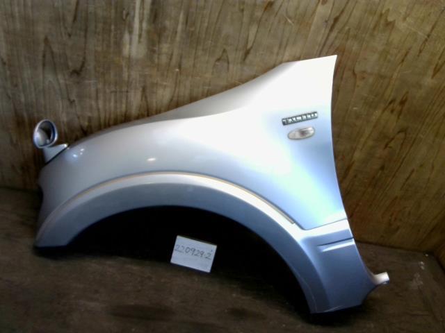 パジェロ LA-V73W 左 フェンダー ロングエクシード 4WD 7人 MR485939