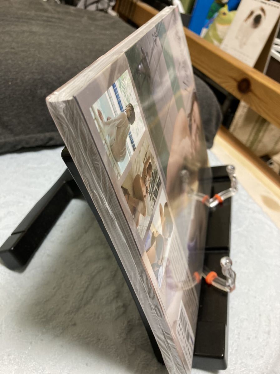 篠崎愛 写真集 恋愛 新品未使用 台湾限定版(さ行)｜売買された 