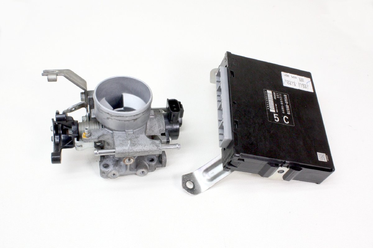 送料無料，お買い得 S321V ハイゼットバン H21年 81611km KF-VE 3AT 2WD エンジンコンピューター ECU 89560-B5570 89560-B5600 スロットルボディー ISCV(ダイハツ用)｜売買されたオークション情報、yahooの商品情報をアーカイブ公 ダイハツ用