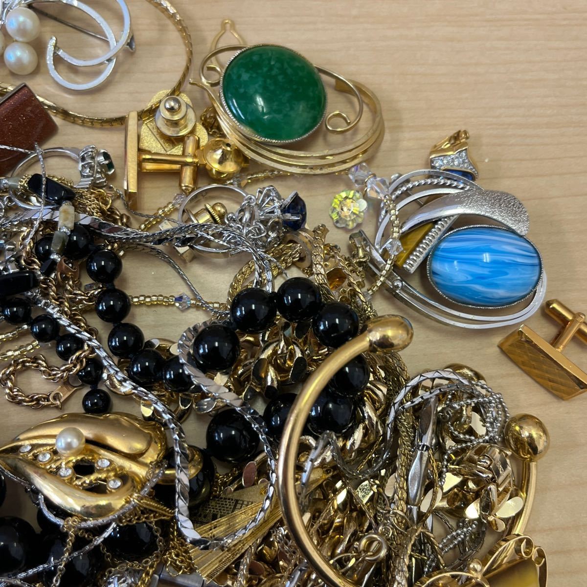 ＊*＊様 ビンテージアクセサリーおまとめ ネックレス、ブローチ、ブレスレットなど ヴィンテージアクセサリーまとめ売り ネックレス ブローチ リング
