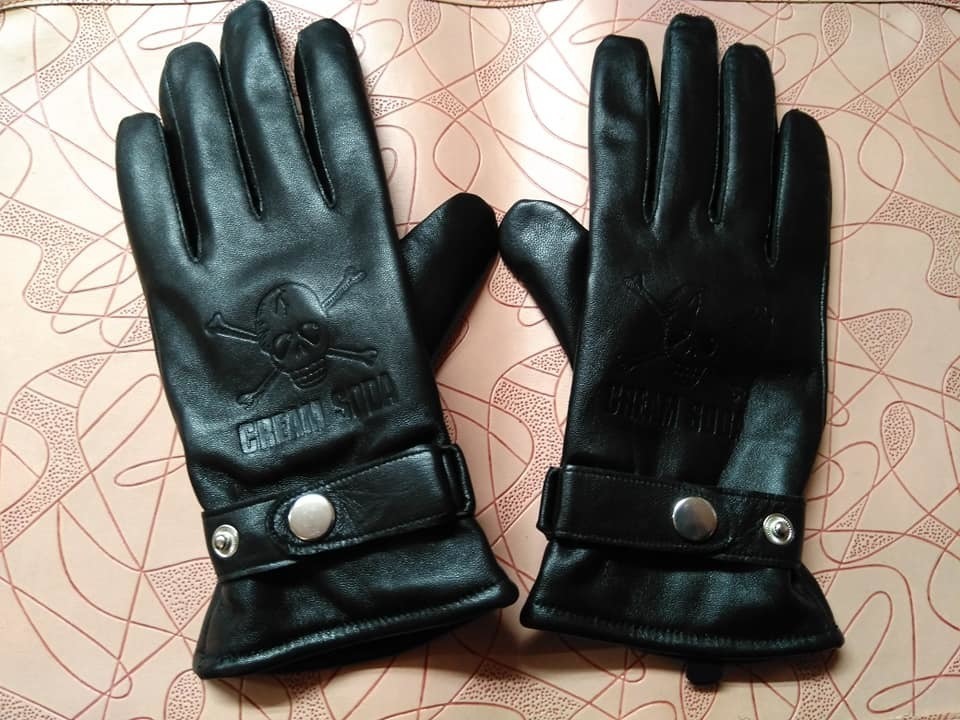 新品 Lサイズ クリームソーダレザーグローブ黒色 検索ロックンロール羊革ラム革手袋ロカビリーブラックキャッツマジックキャロルマックショウ(皮革、レザー)｜売買されたオークション情報、ya 皮革、レザー