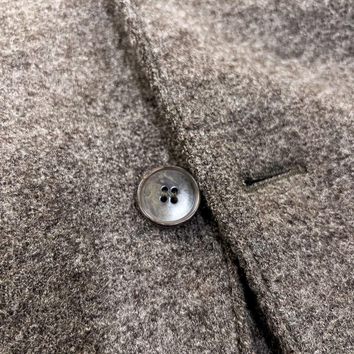美品【ARMANI COLLEZIONI】ニット生地 ウール100％ テーラード 