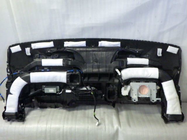 ☆ヴォクシー V ZRR80G 80 ZRR80☆インパネ ダッシュボード エアバッグ 